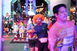 BIB: 15346, 14214
                            <button type="button" onclick="openModal(28185916)" class="btn btn-primary btn-sm float-right btn-popup" data-toggle="modal" data-target=".modal-high-quality">
                        <i class="fas fa-shopping-cart"></i> Add to Cart
                    </button>
                                            <button type="button" onclick="isThisMe(28185916, true)" class="btn btn-success btn-sm float-right btn-popup btn-isme hidden" data-toggle="tooltip" data-placement="bottom" title="นี่คือรูปของคุณใช่ไหม คลิกที่นี่เพื่อเอาเข้าอัลบั้ม">
                        <i class="fas fa-plus"></i> Add to album
                    </button>
                    <button type="button" onclick="isThisMe(28185916, false)" class="btn btn-warning btn-sm float-right btn-popup btn-isnotme hidden">
                        <i class="fas fa-ban"></i> Remove from album
                    </button>
